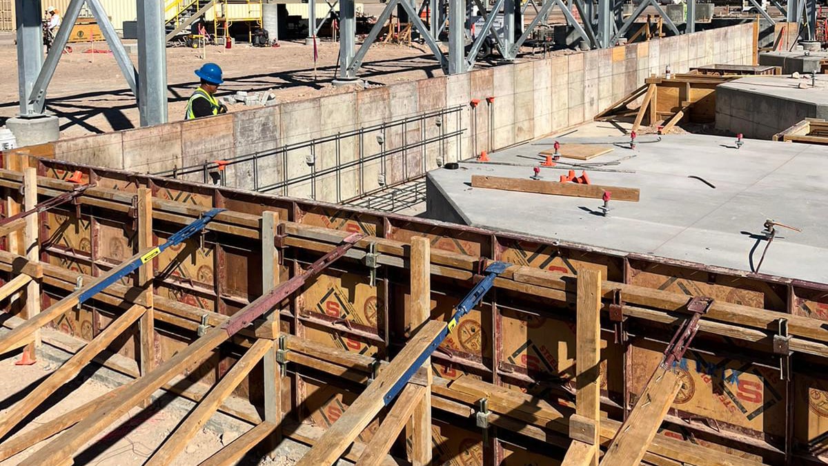 Continued Construction Work on Foundations, Piers, and Steel Erection